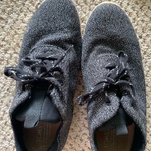 Toms shoes